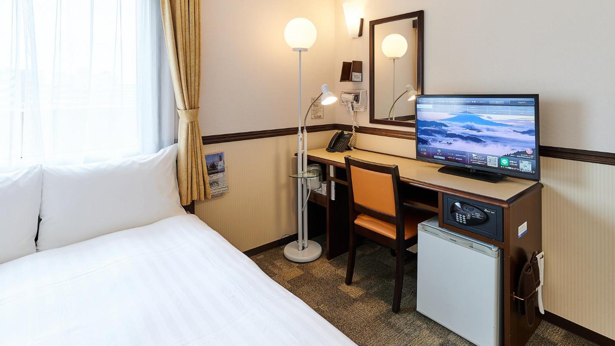 Toyoko Inn Chiba Ekimae Værelse billede