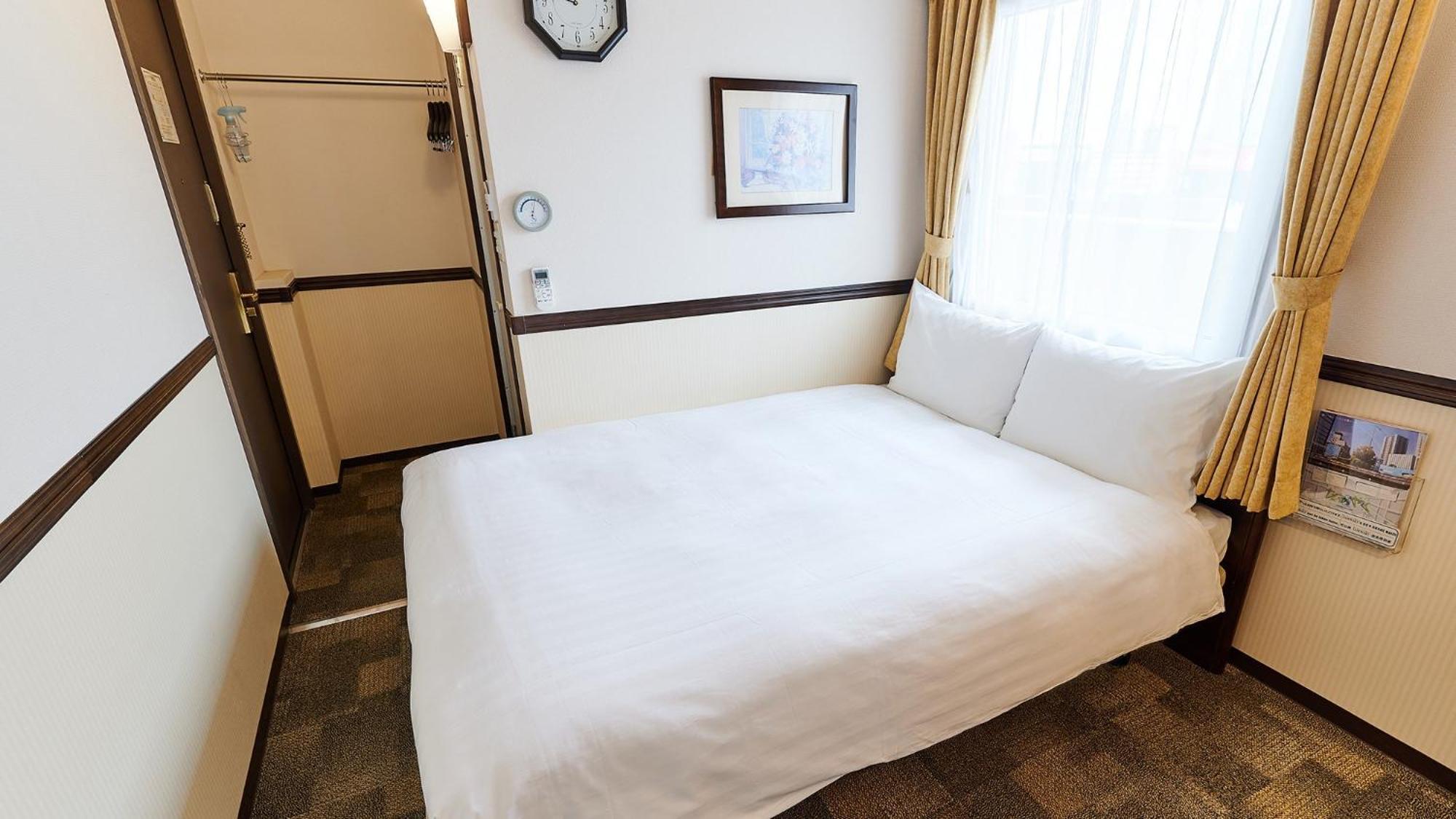 Toyoko Inn Chiba Ekimae Værelse billede